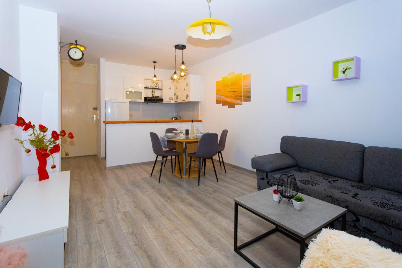 Apartman Angie มาคาร์สกา ภายนอก รูปภาพ